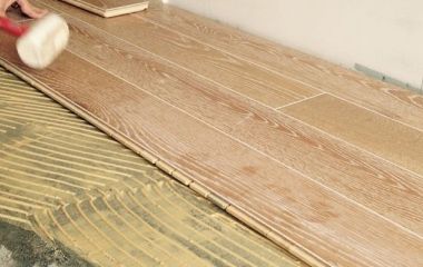 Способы укладки инженерной доски на стяжку с подогревом